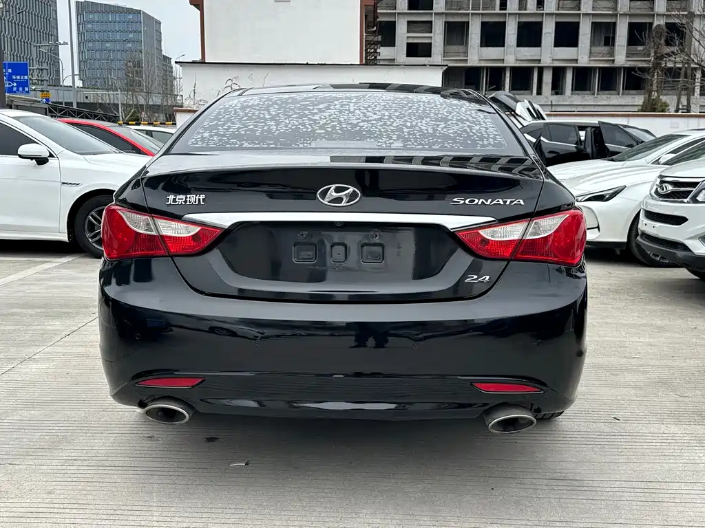 Hyundai Sonata 2014 — фото 13