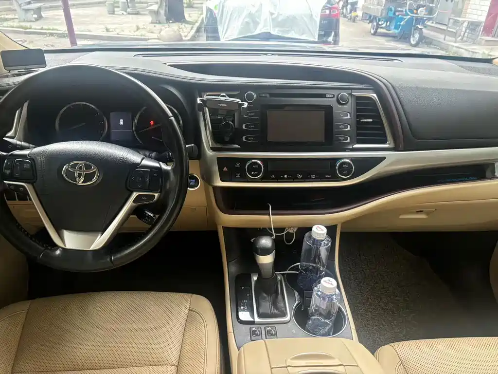 Toyota Highlander 2017