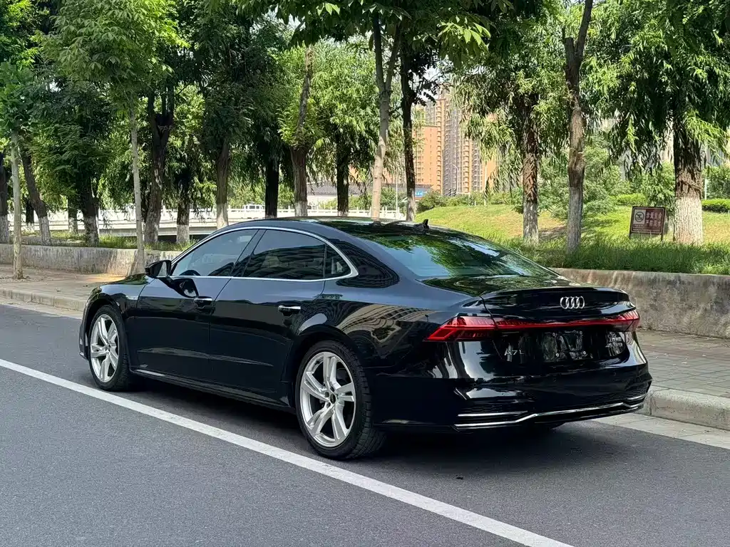 Audi A7L 2023 — фото 6