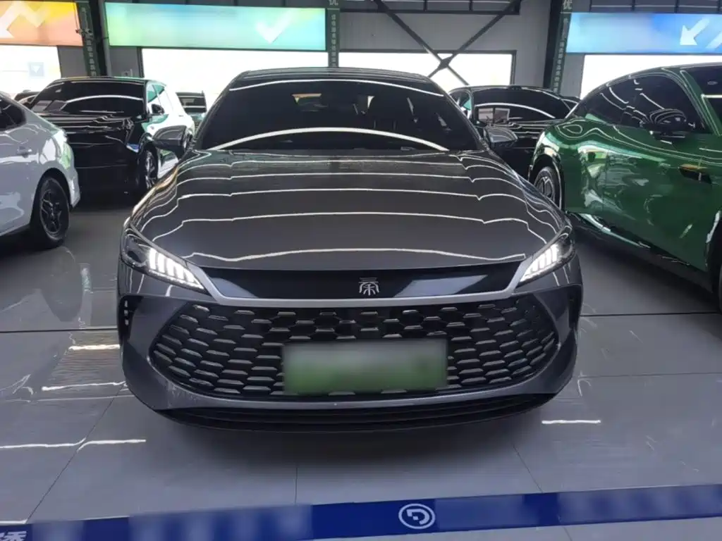 BYD Qin PLUS 2025 — фото 3