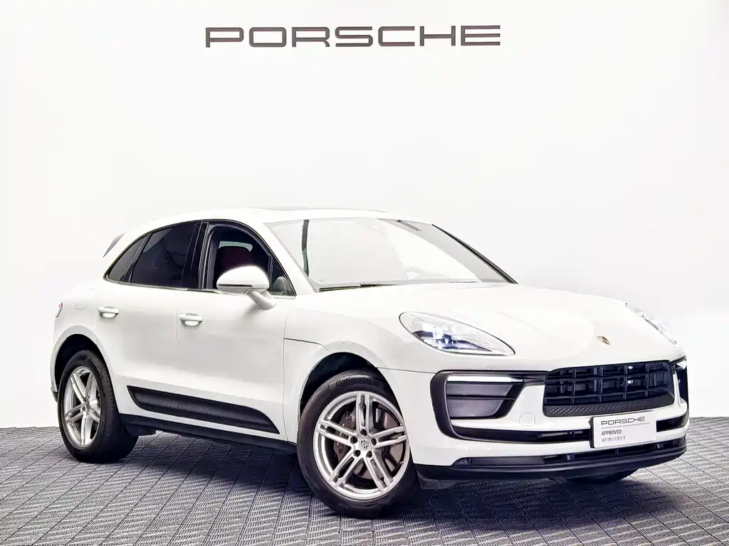 Porsche Macan 2023 — фото 1