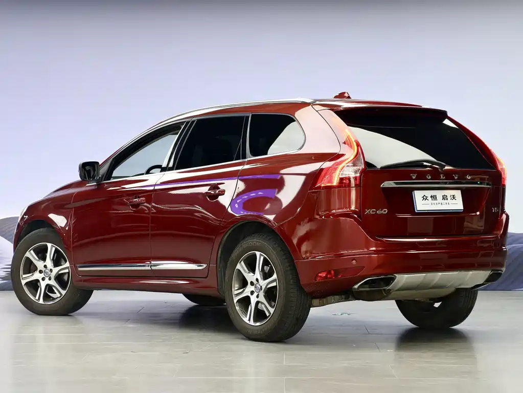 Volvo XC60 2014 — фото 14