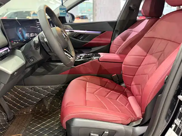 BMW 5 Series 2025