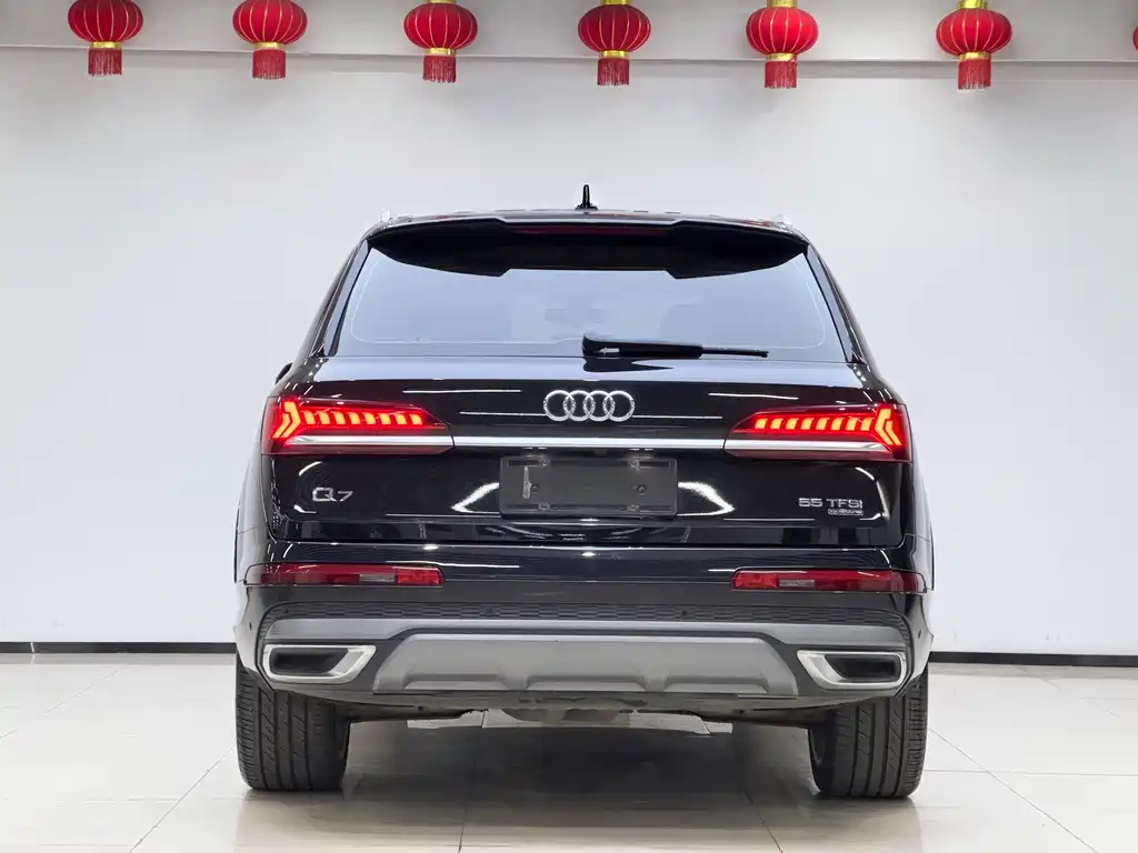 Audi Q7 2020 — фото 9