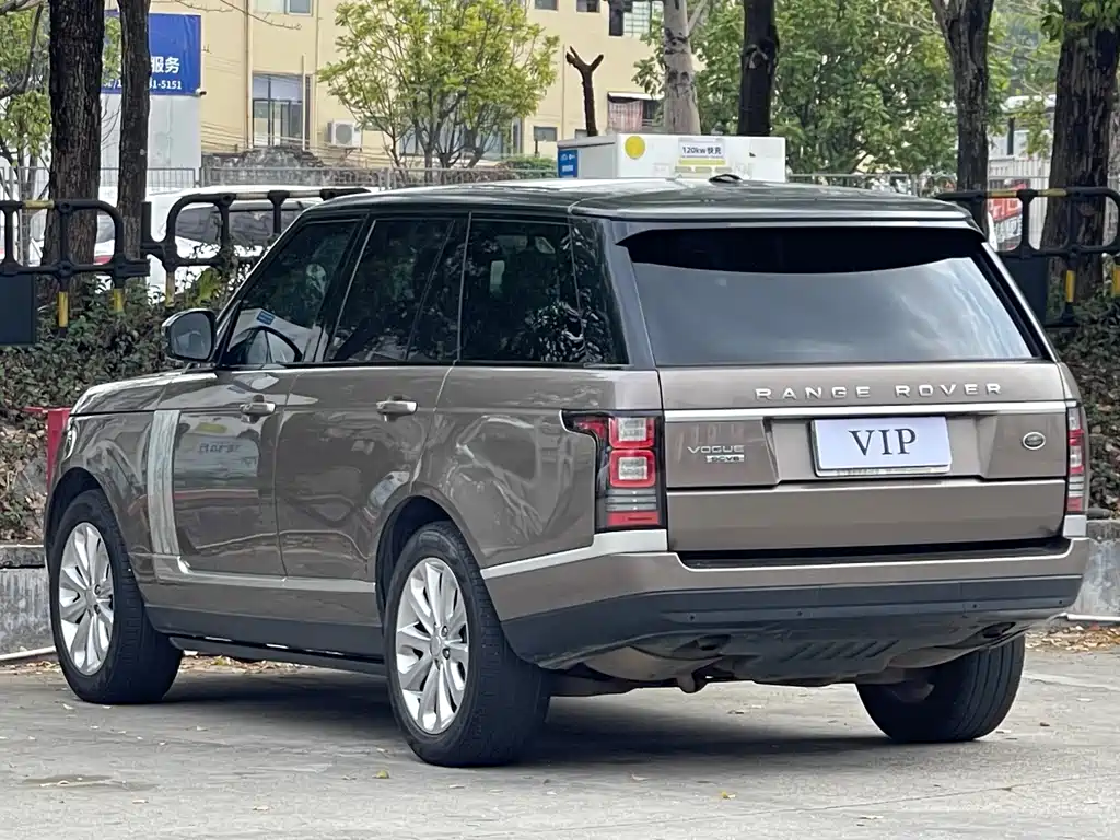 Land Rover Range Rover 2015 — фото 9