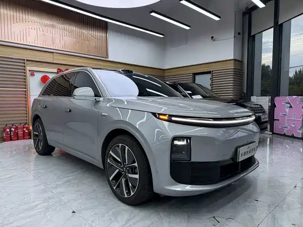 Li Auto L6 2024