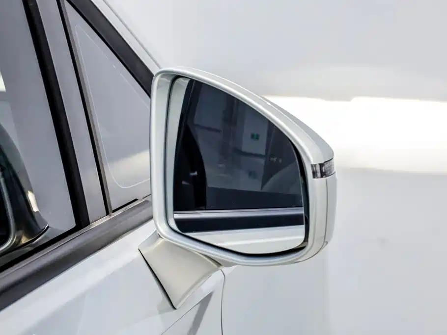 Buick GL8 New Energy 2025 — фото 25