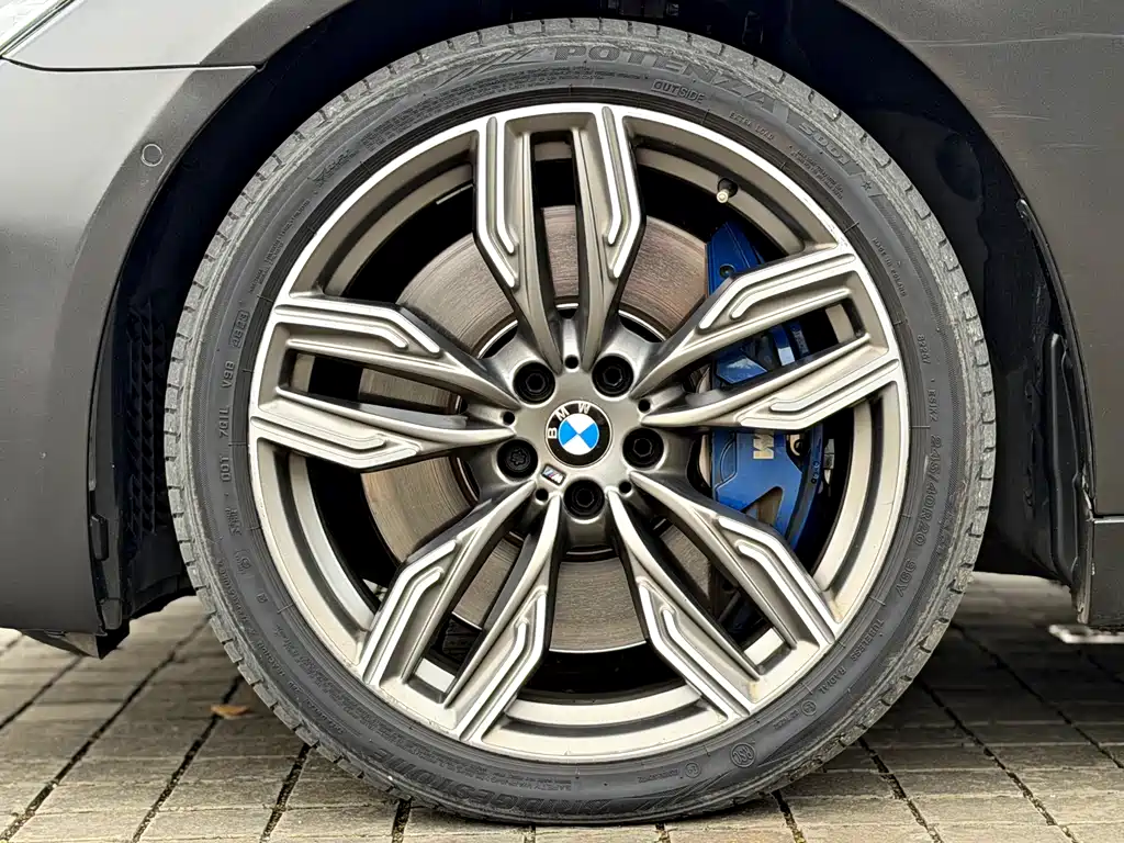 BMW 7 Series 2019 — фото 17