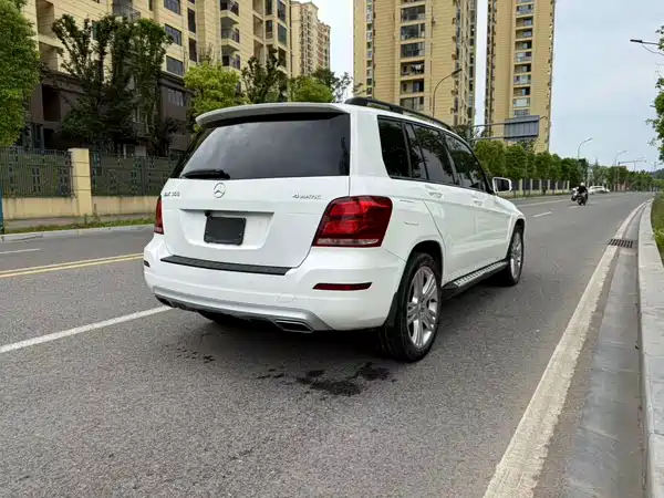 Mercedes-Benz GLK-Class 2013