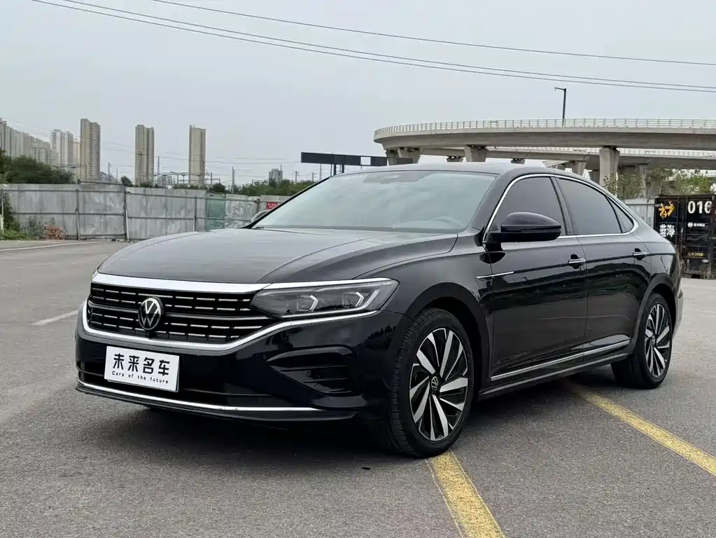 Volkswagen Passat 2023