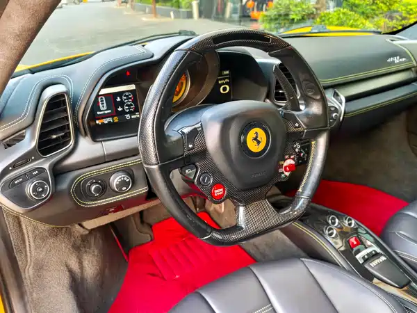 Ferrari 458 2011