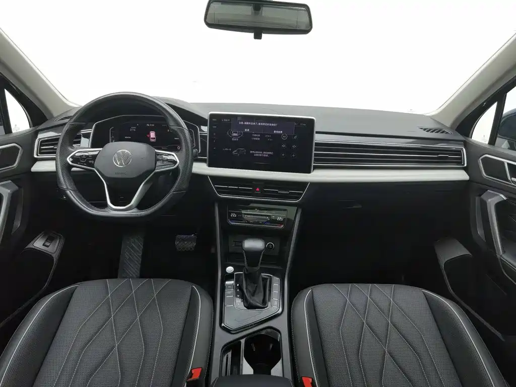 Volkswagen Tiguan L 2022