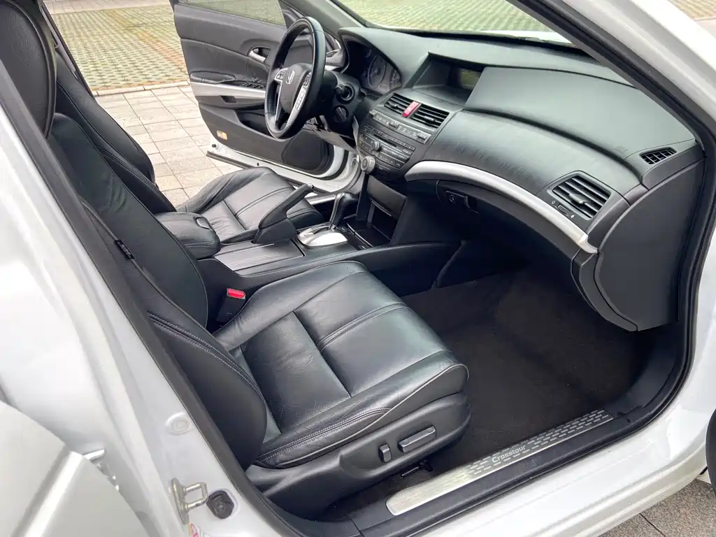 Honda Crosstour 2014 — фото 11