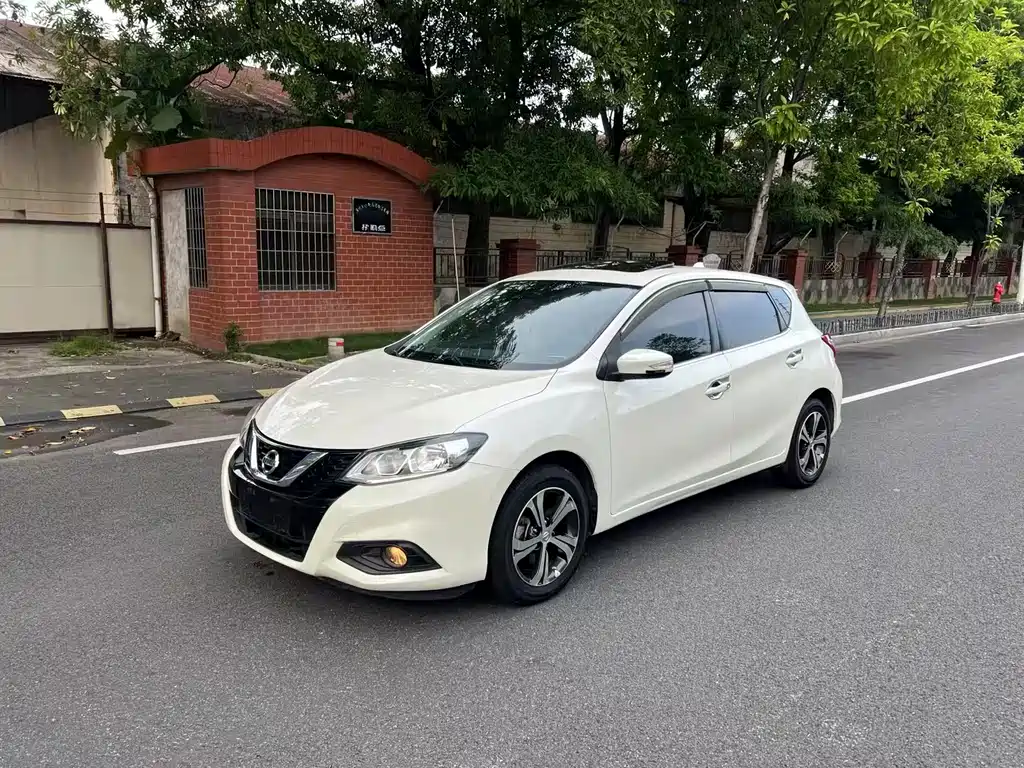 Nissan Tiida 2019 — фото 1