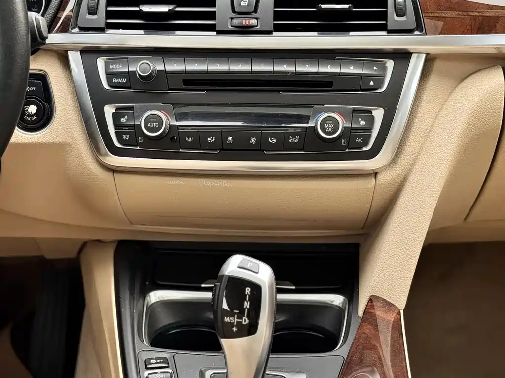 BMW 3 Series 2013 — фото 14