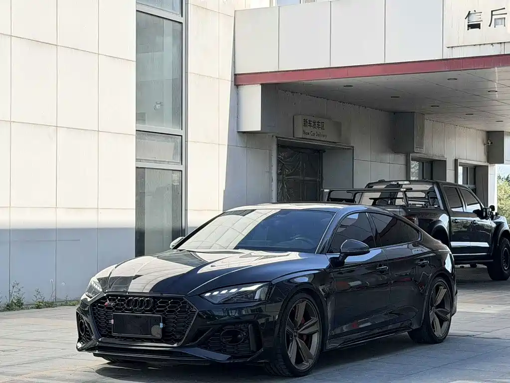 Audi RS 5 2024 — фото 1