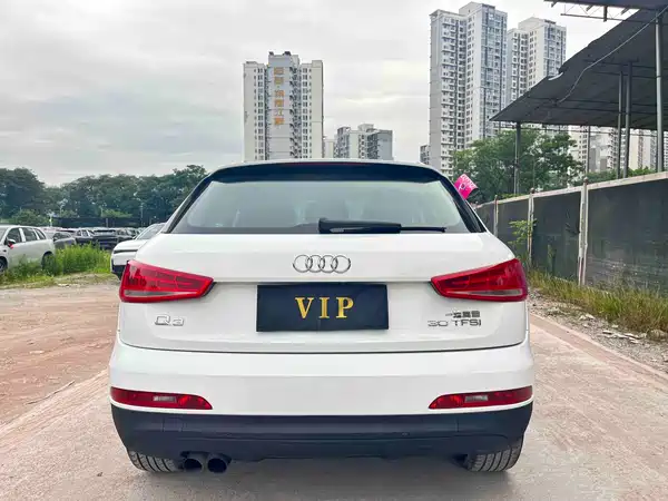 Audi Q3 2015