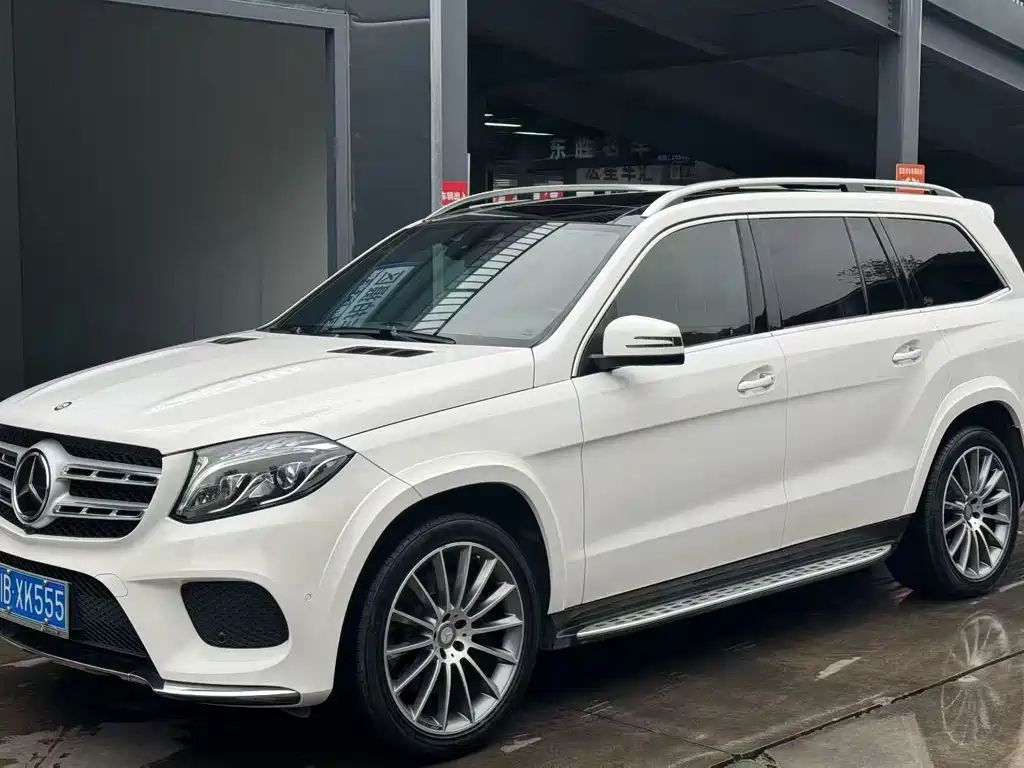 Mercedes-Benz GLS 2017 — фото 1