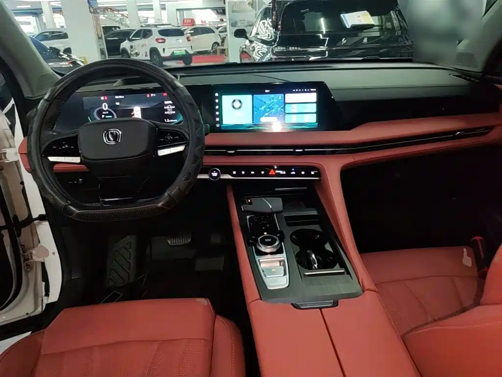 Changan CS75 PLUS 2024 — фото 10