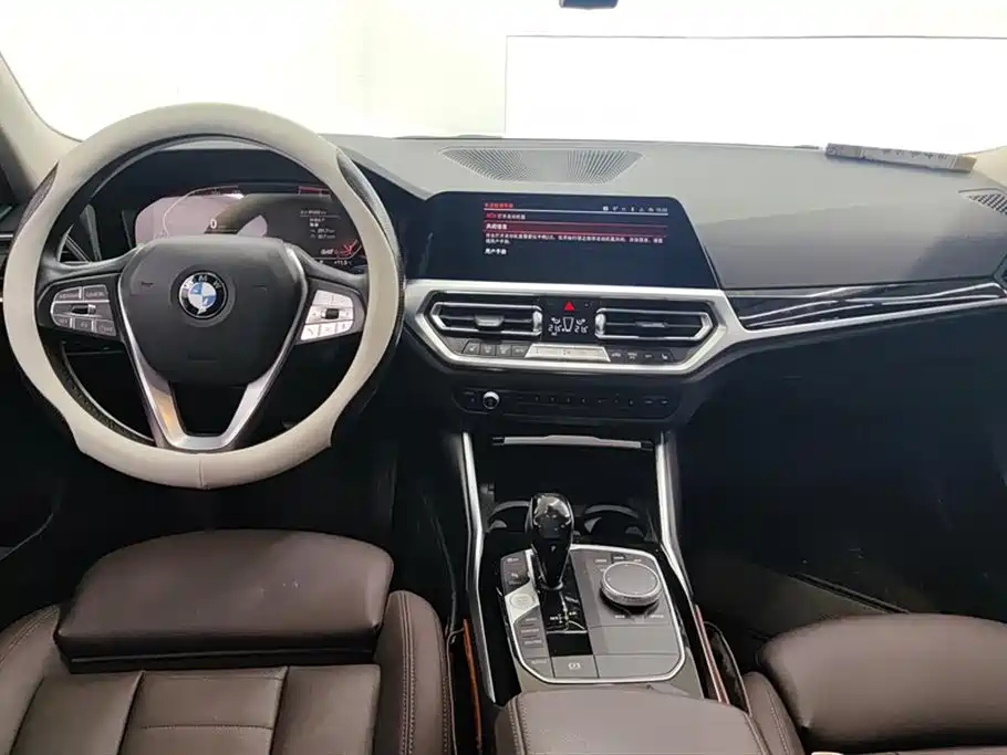 BMW 3 Series 2021 — фото 10