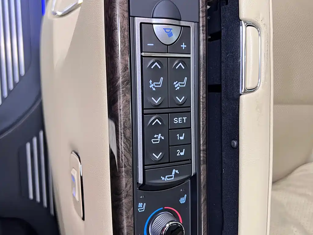 Toyota Vellfire 2022 — фото 19