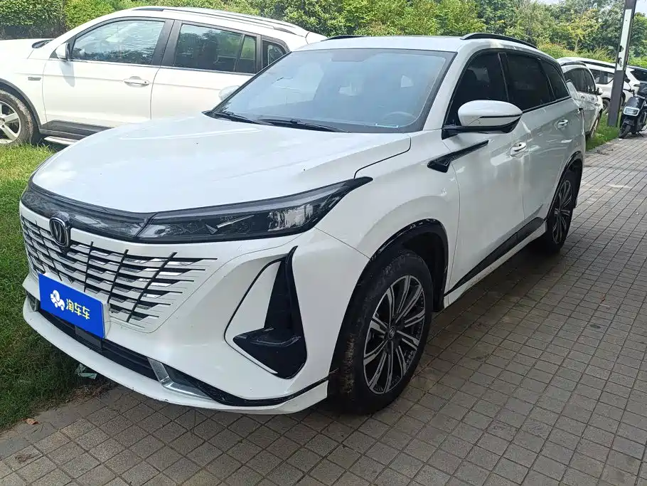 Changan CS75PLUS 2023 — фото 1