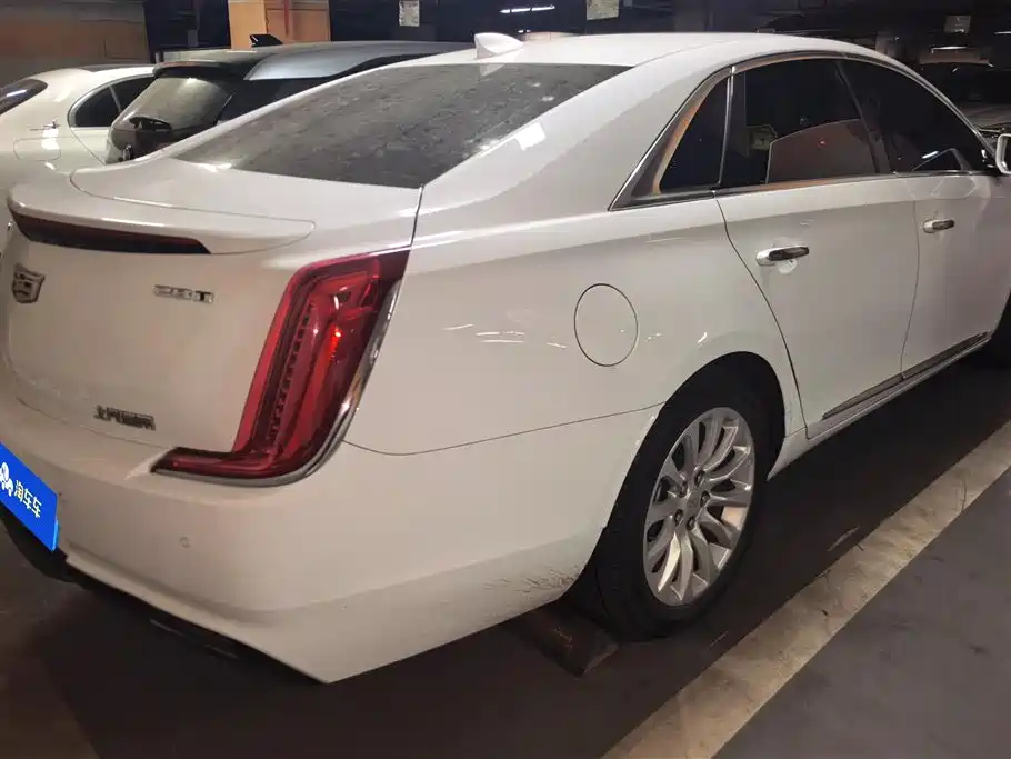 Cadillac XTS 2018 — фото 3