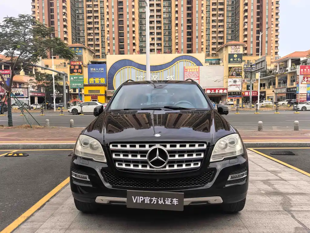 Mercedes-Benz M-Class 2011