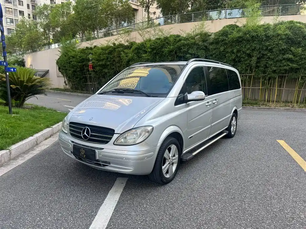 Mercedes-Benz Viano 2012