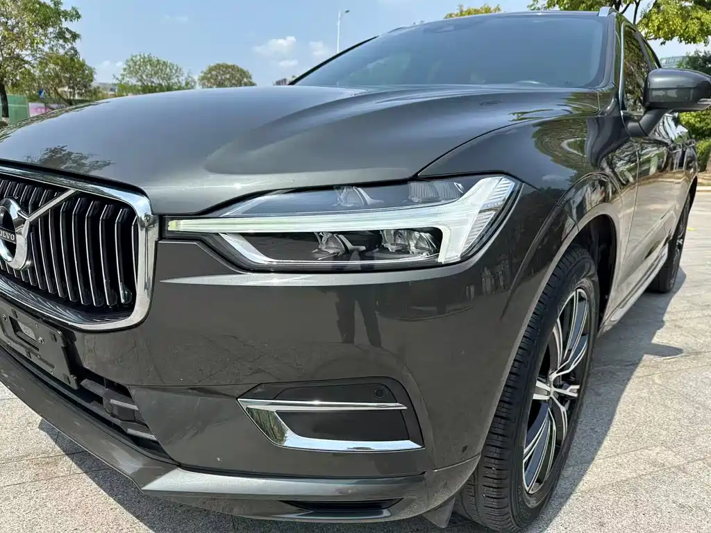 Volvo XC60 2020 — фото 13