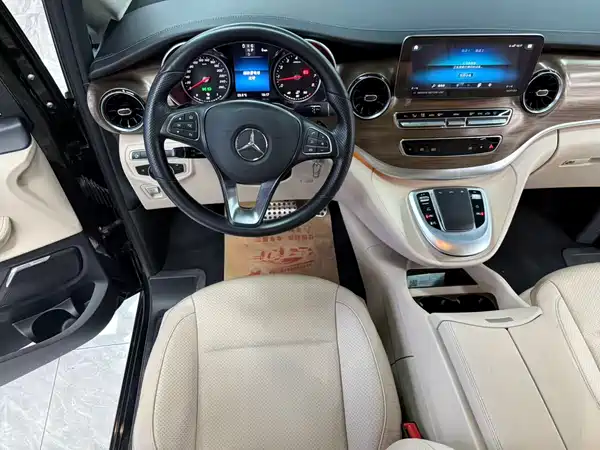Mercedes-Benz V-Class 2021