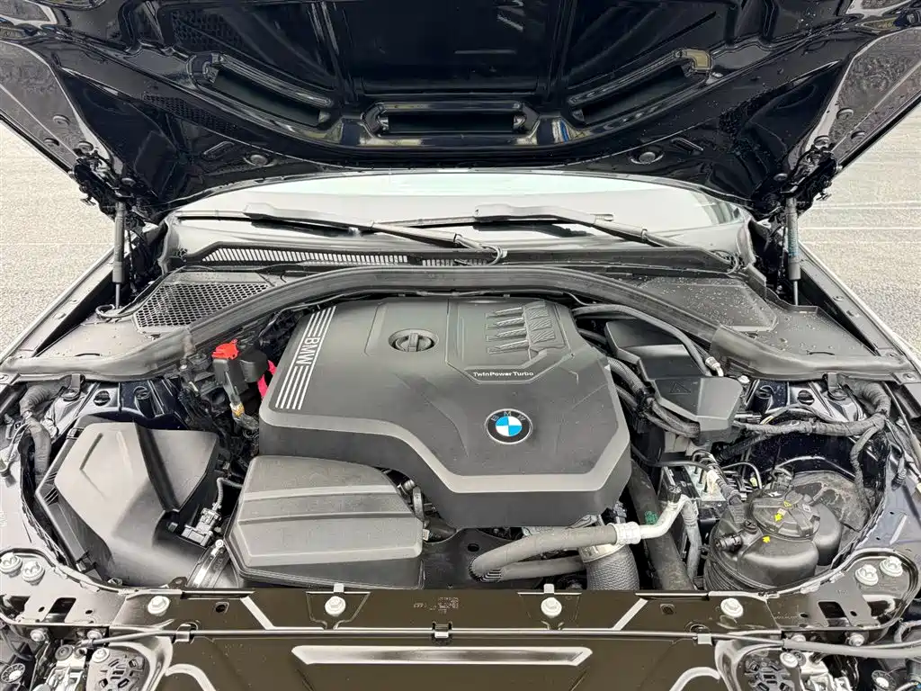 BMW 3 Series 2023 — фото 14