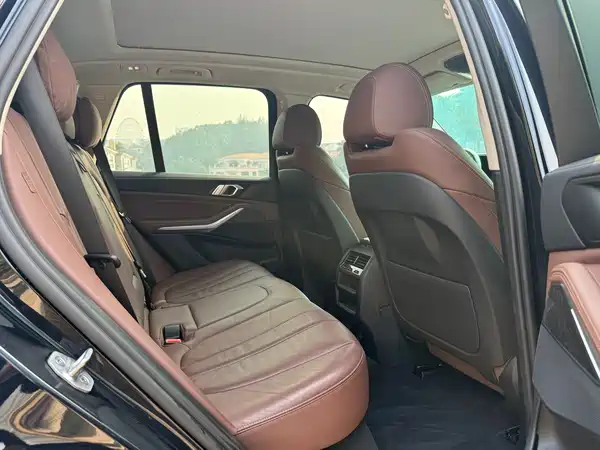 BMW X5 2021