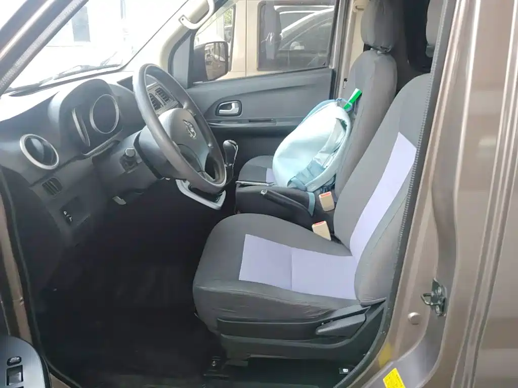 Changan Ruixing M70 2022 — фото 15