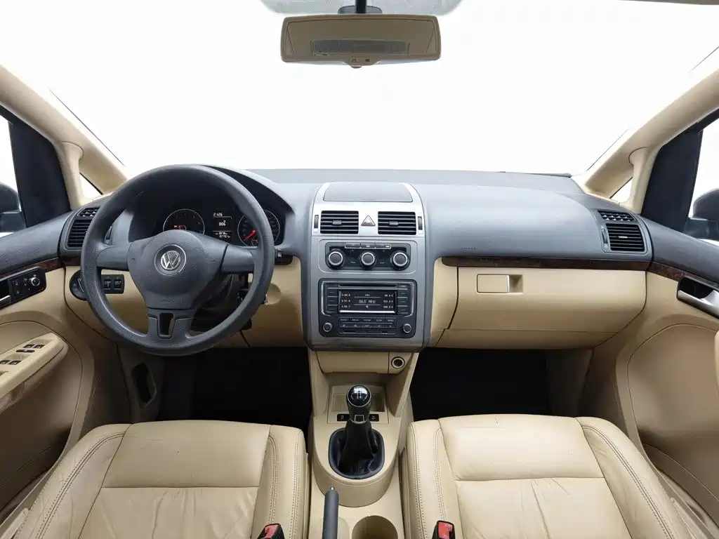 Volkswagen Touran 2014