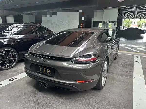 Porsche 718 2022