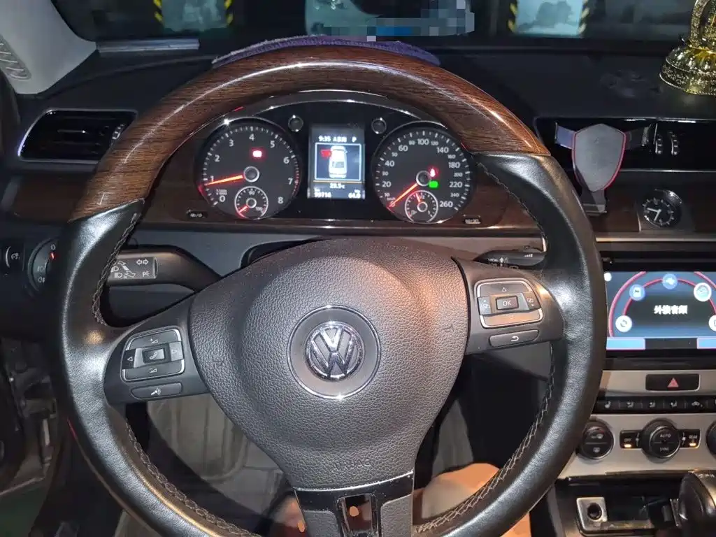 Volkswagen Magotan 2014