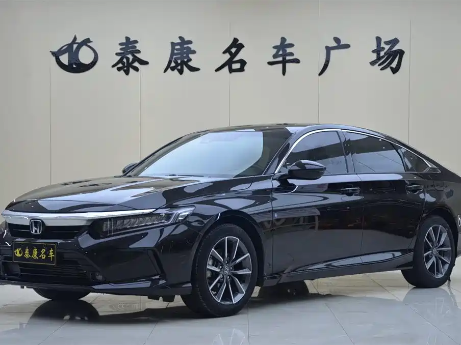 Honda Inspire 2023 — фото 1