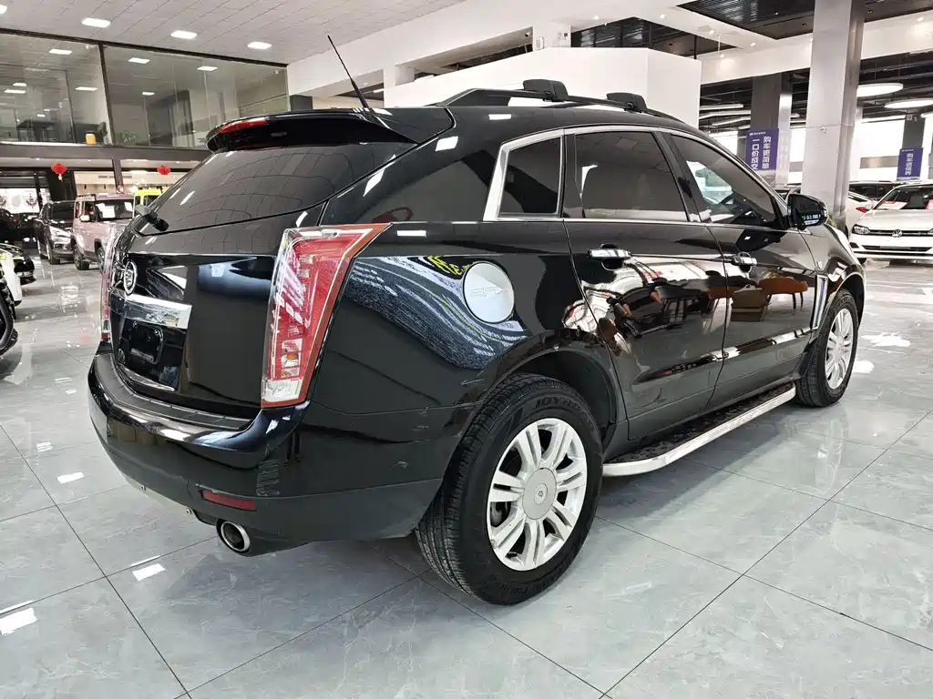 Cadillac SRX 2014 — фото 7