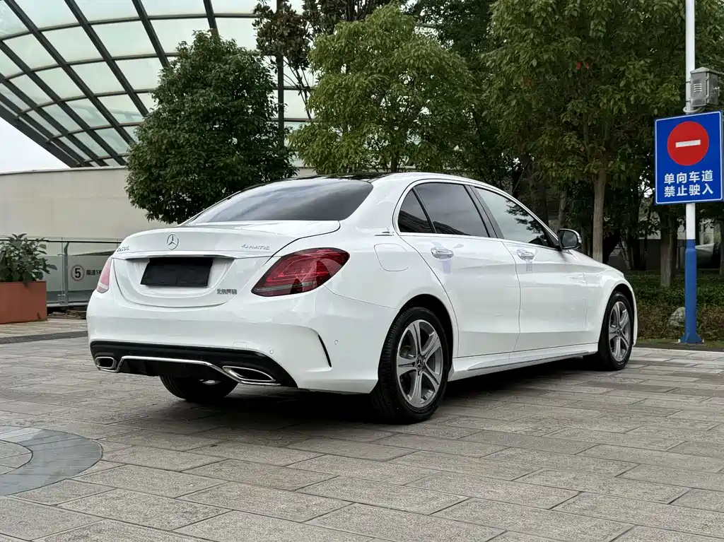 Mercedes-Benz C-Class 2019 — фото 9