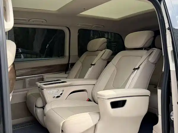Mercedes-Benz V-Class 2022