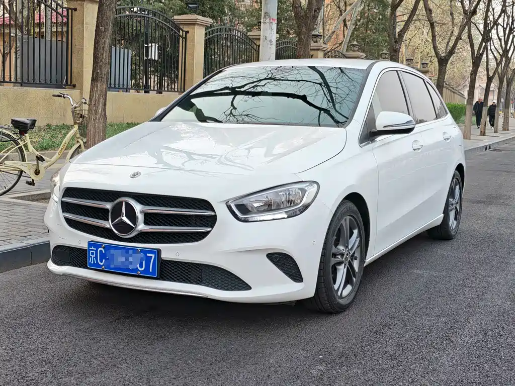 Mercedes-Benz B-Class 2020 — фото 1