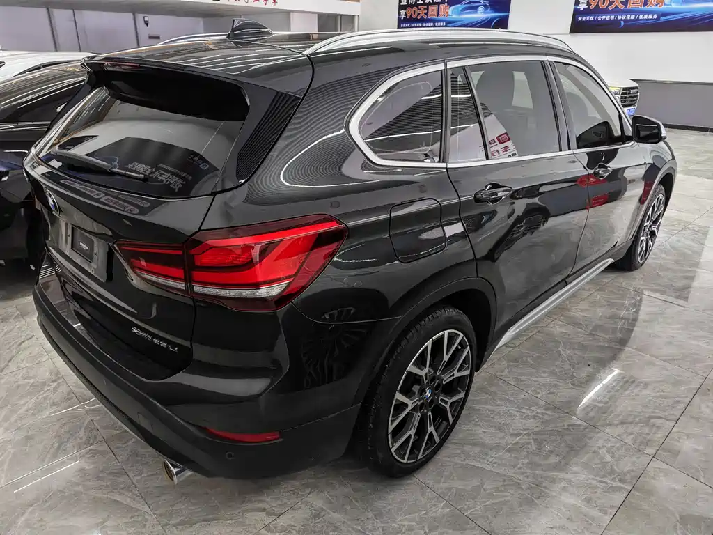 BMW X1 2022 — фото 14