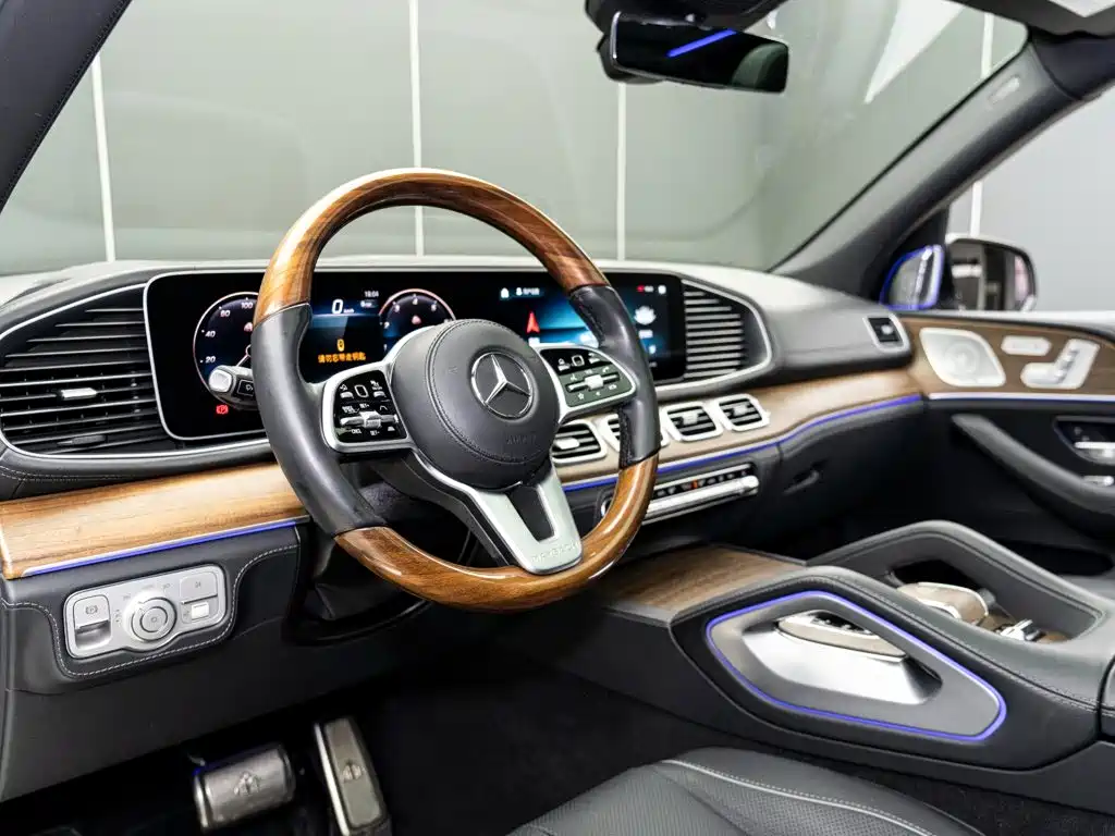 Mercedes-Benz Maybach GLS 2022 — фото 9