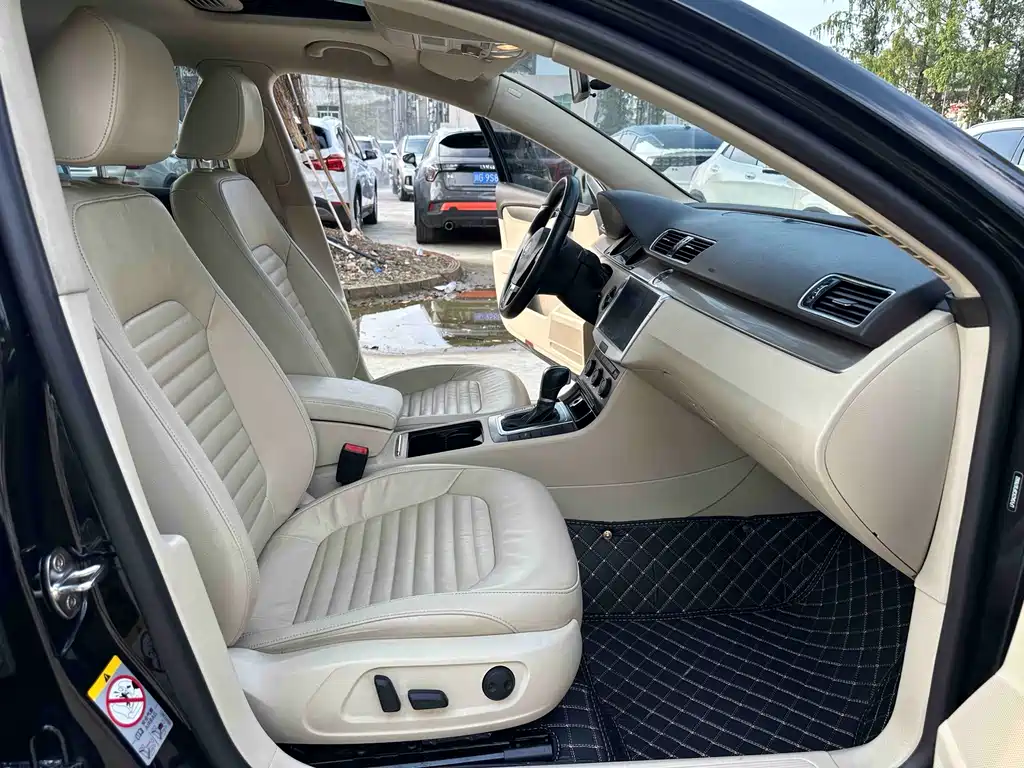 Volkswagen Magotan 2015
