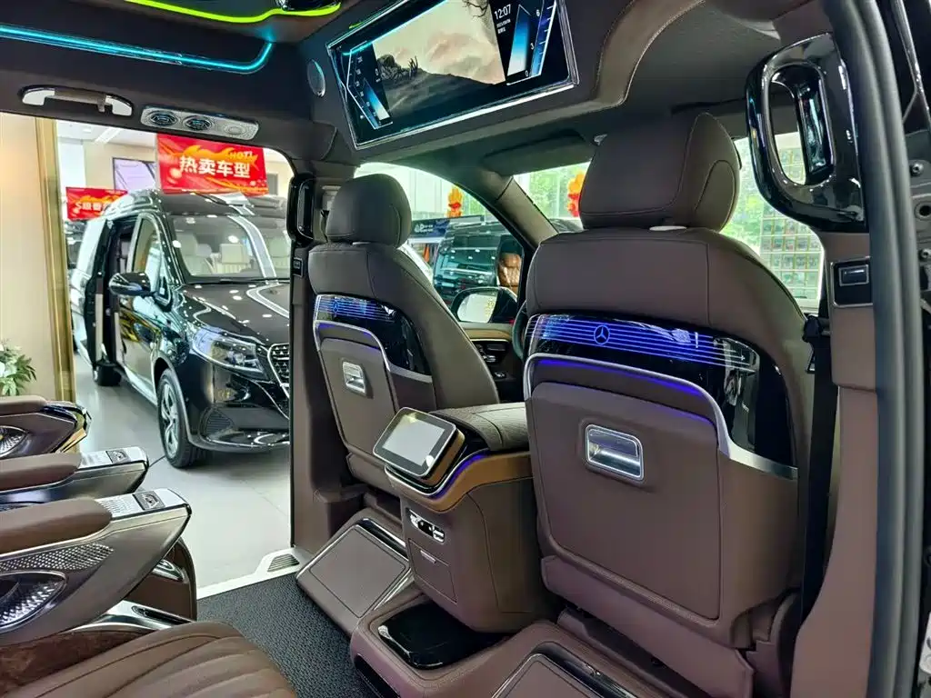 Mercedes-Benz Vito 2026 — фото 12