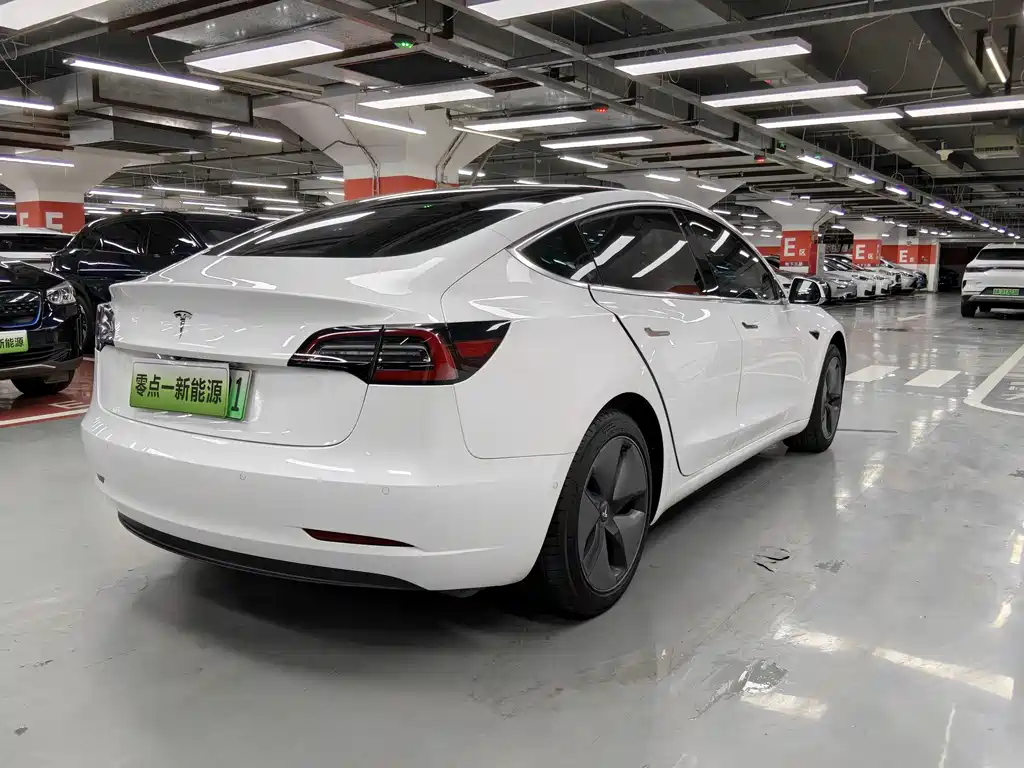 Tesla Model 3 2019 — фото 6