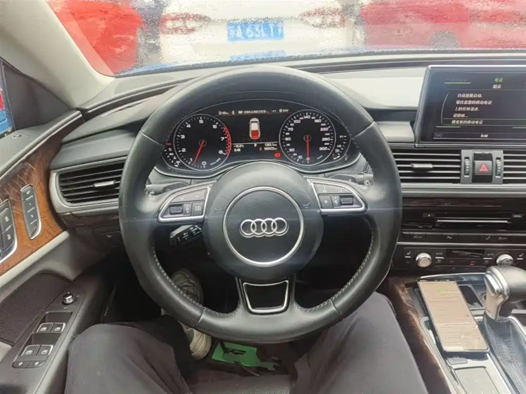 Audi A7 2015 — фото 11