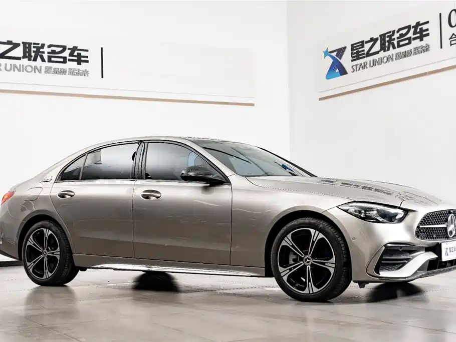 Mercedes-Benz C-Class 2022