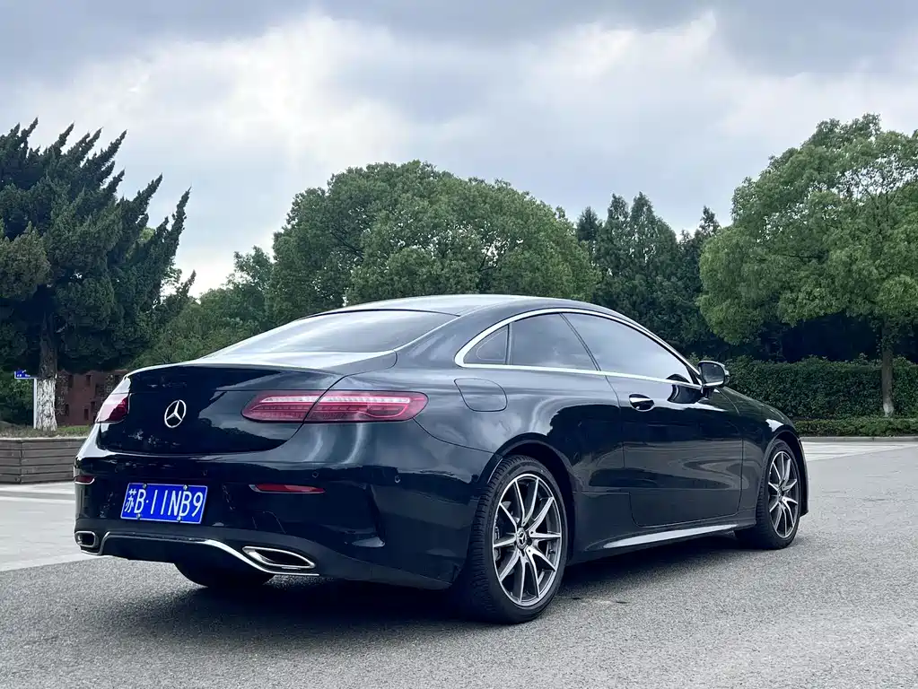 Mercedes-Benz E-Class 2023 — фото 8